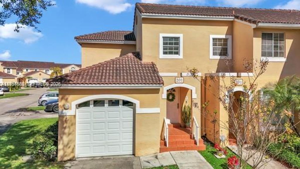 14817 Balgowan Rd 201-5, Miami Lakes, FL 33016