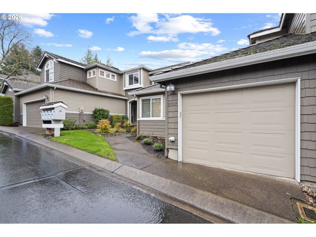 9709 Nw SILVER RIDGE Loop, Portland, OR 97229