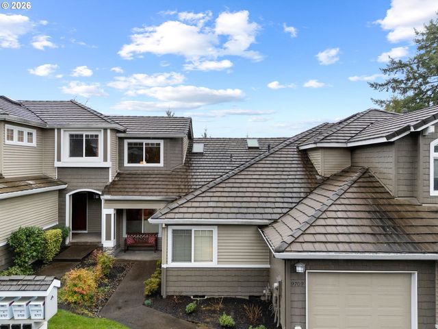 9709 Nw SILVER RIDGE Loop, Portland, OR 97229