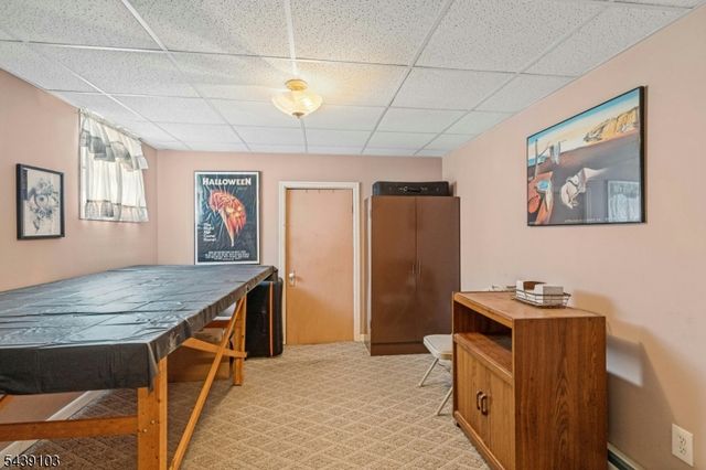 22 Passaic Ave, Hasbrouck Heights Boro, NJ 07604