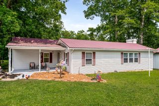 89 Elm Ln, Pleasant Hill, TN 38578