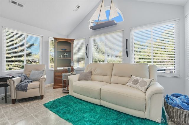 4620 Cobblestone Drive, Tipp City, OH 45371