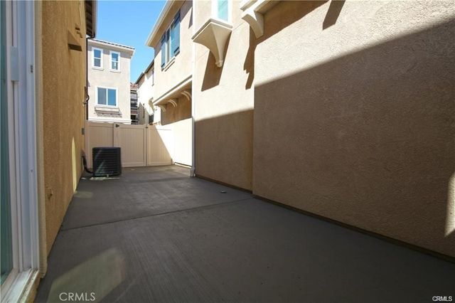 710 Banyan Way, Pomona, CA 91767