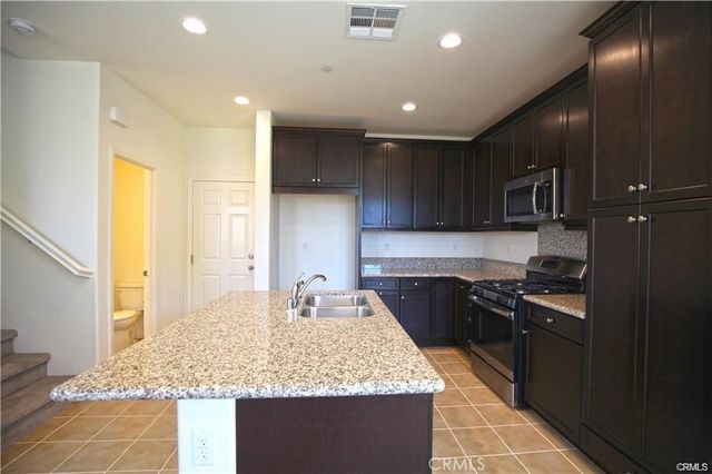 710 Banyan Way, Pomona, CA 91767