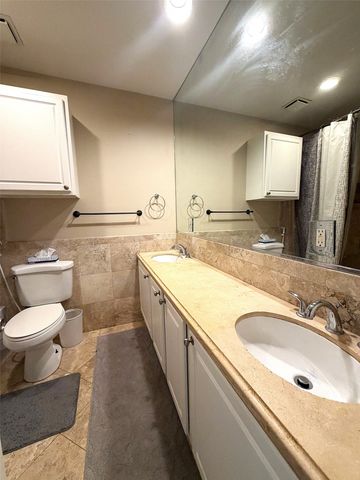 7770 Meadow Road 206, Dallas, TX 75230