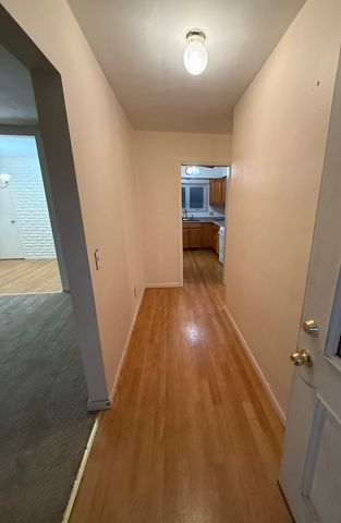 545 29th Avenue, East Moline, IL 61244