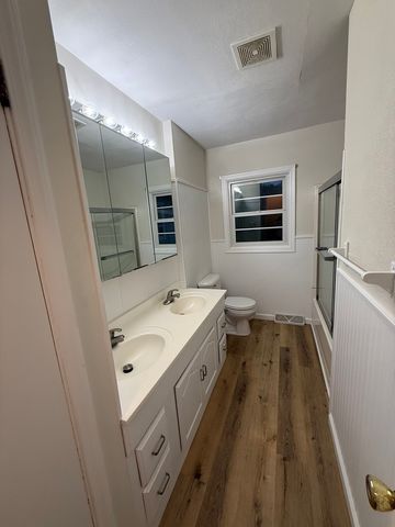 545 29th Avenue, East Moline, IL 61244