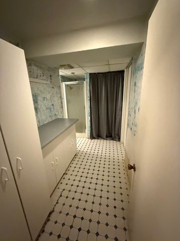 545 29th Avenue, East Moline, IL 61244