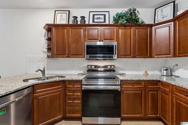2449 RIDGEMONT DRIVE, Birmingham, AL 35244
