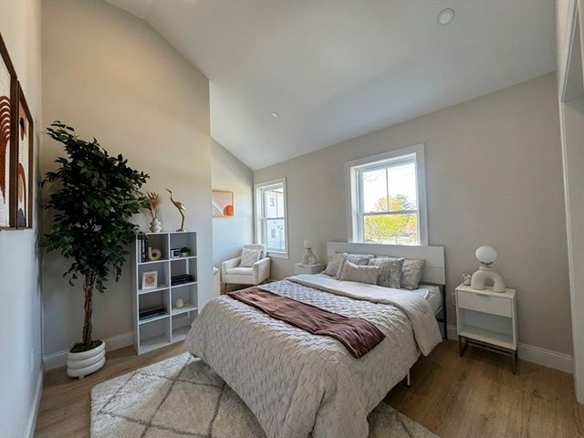 11 Willis Ct, Lynn, MA 01905