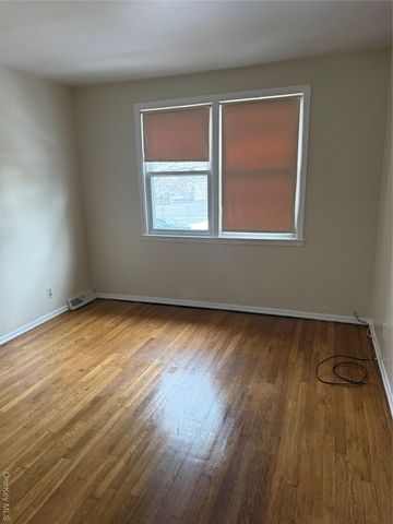 918 E 81st Street, Brooklyn, NY 11236