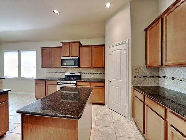 7446 Durango Creek Drive, Magnolia, TX 77354