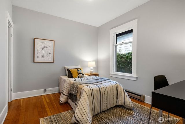 2540 1st Avenue W, Seattle, WA 98119