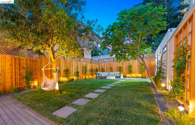 1325 Henry St, Berkeley, CA 94709