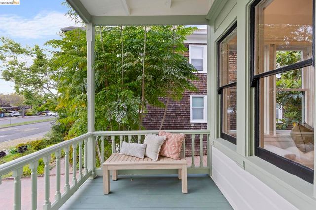 1325 Henry St, Berkeley, CA 94709