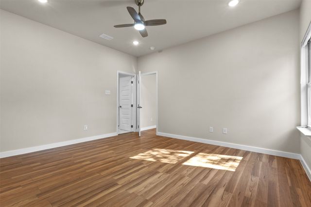 1011 Maloma Court, Tool, TX 75143