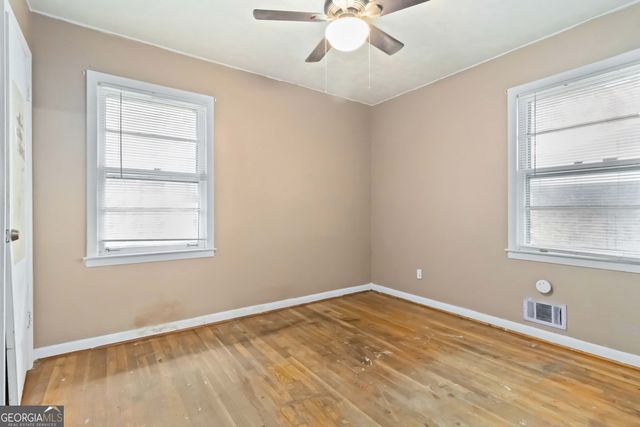 913 Longleaf Drive, Forest Park, GA 30297