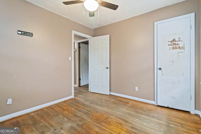 913 Longleaf Drive, Forest Park, GA 30297