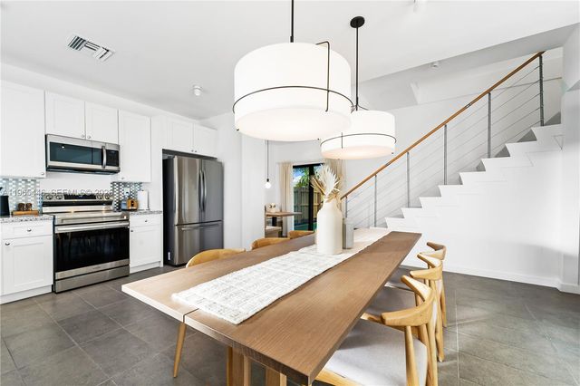 18700 SW 117th Ave, Miami, FL 33177