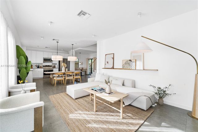 18700 SW 117th Ave, Miami, FL 33177