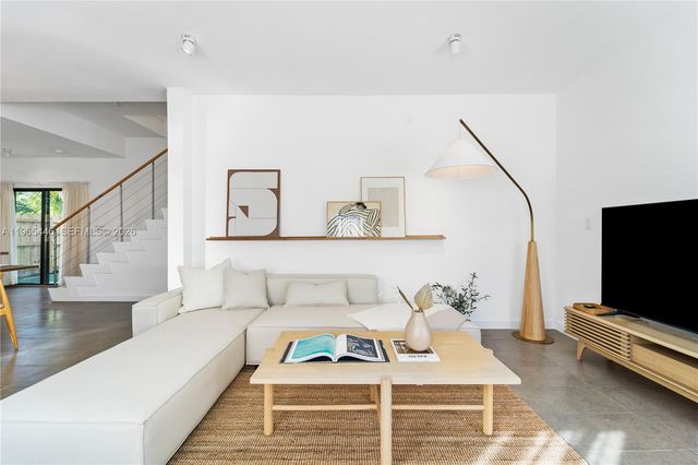 18700 SW 117th Ave, Miami, FL 33177