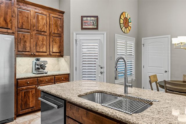 2214 Cobblestone Court, Granbury, TX 76049