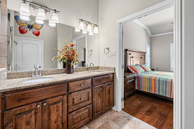 2214 Cobblestone Court, Granbury, TX 76049