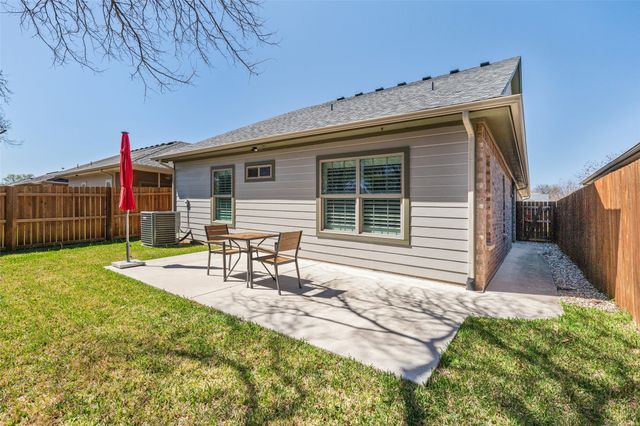2214 Cobblestone Court, Granbury, TX 76049