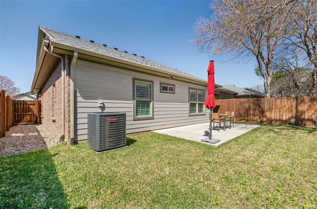 2214 Cobblestone Court, Granbury, TX 76049