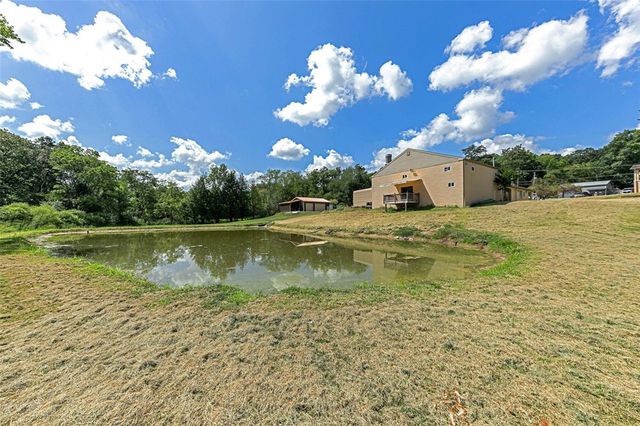 3275 Hills Church Road, Murrysville, PA 15632