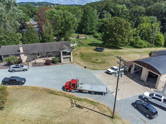 3275 Hills Church Road, Murrysville, PA 15632