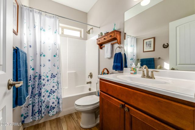 614 N TOMAHAWK Road, Apache Junction, AZ 85119