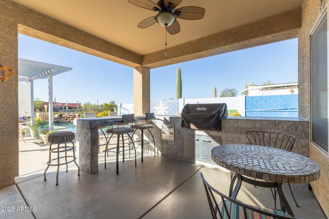 614 N TOMAHAWK Road, Apache Junction, AZ 85119