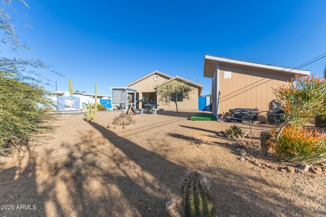 614 N TOMAHAWK Road, Apache Junction, AZ 85119
