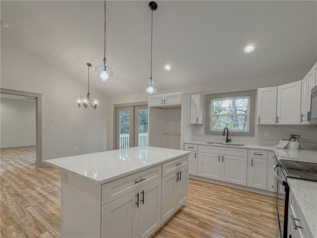 334 Code Circle, Seneca, SC 29678
