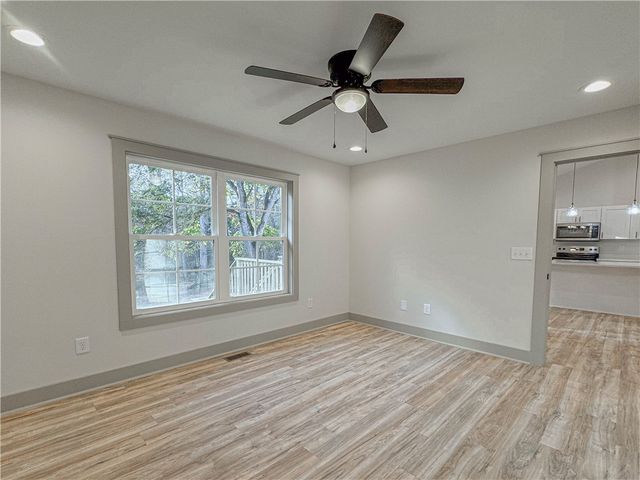 334 Code Circle, Seneca, SC 29678