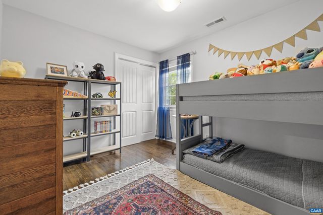 134 W PARK DR, Charlottesville, VA 22901
