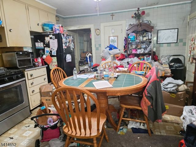 172 Maple Rd, Franklin Boro, NJ 07416