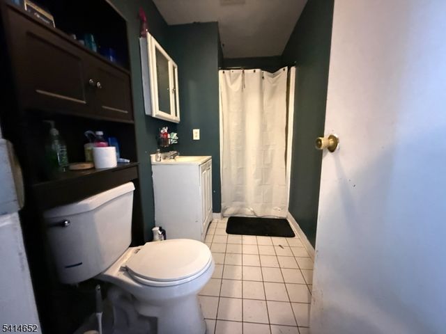 172 Maple Rd, Franklin Boro, NJ 07416