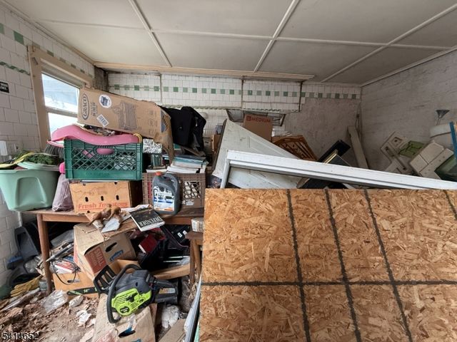 172 Maple Rd, Franklin Boro, NJ 07416