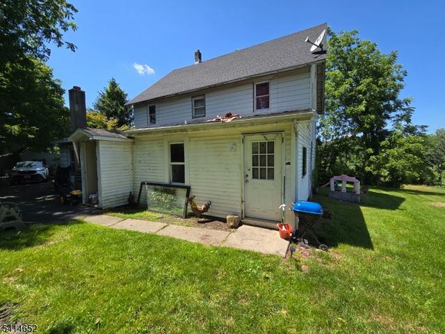 172 Maple Rd, Franklin Boro, NJ 07416