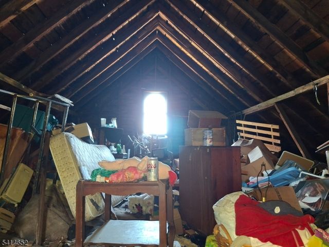 172 Maple Rd, Franklin Boro, NJ 07416