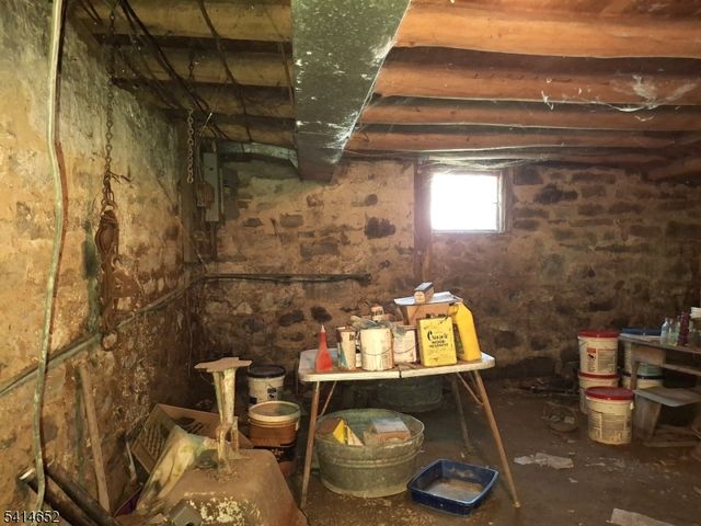 172 Maple Rd, Franklin Boro, NJ 07416