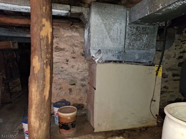 172 Maple Rd, Franklin Boro, NJ 07416