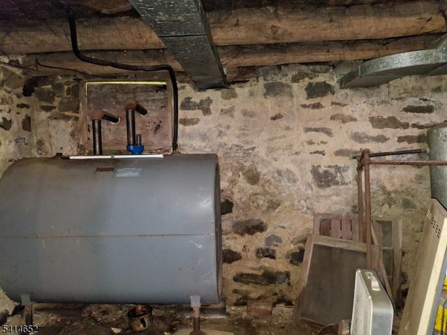 172 Maple Rd, Franklin Boro, NJ 07416