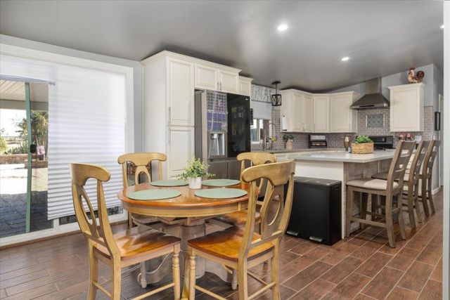 840 S Oak Glen Avenue, Nipomo, CA 93444