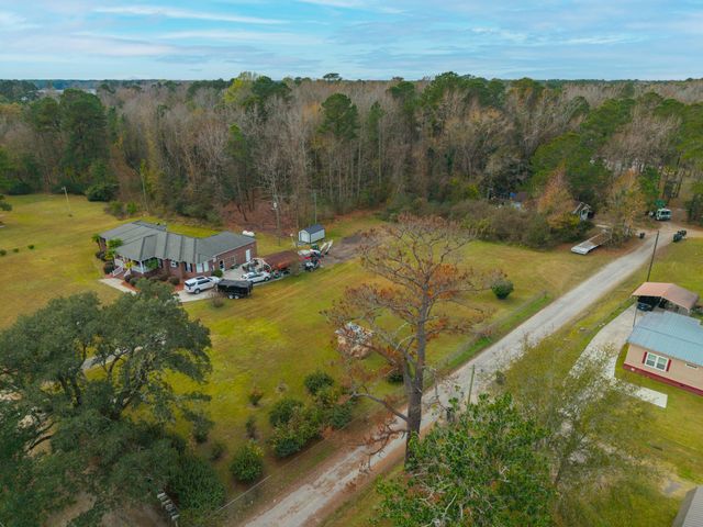263 Haynesville Ext, Moncks Corner, SC 29461