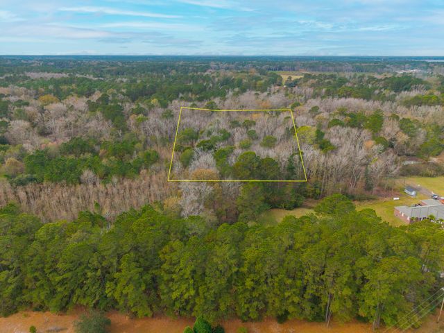 263 Haynesville Ext, Moncks Corner, SC 29461