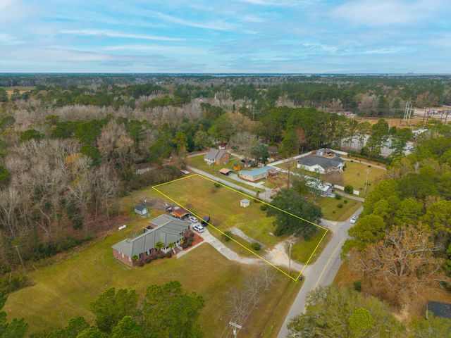 263 Haynesville Ext, Moncks Corner, SC 29461