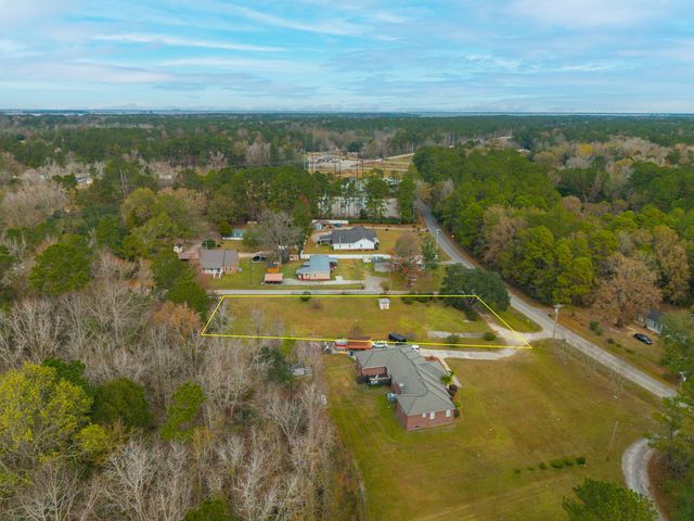 263 Haynesville Ext, Moncks Corner, SC 29461